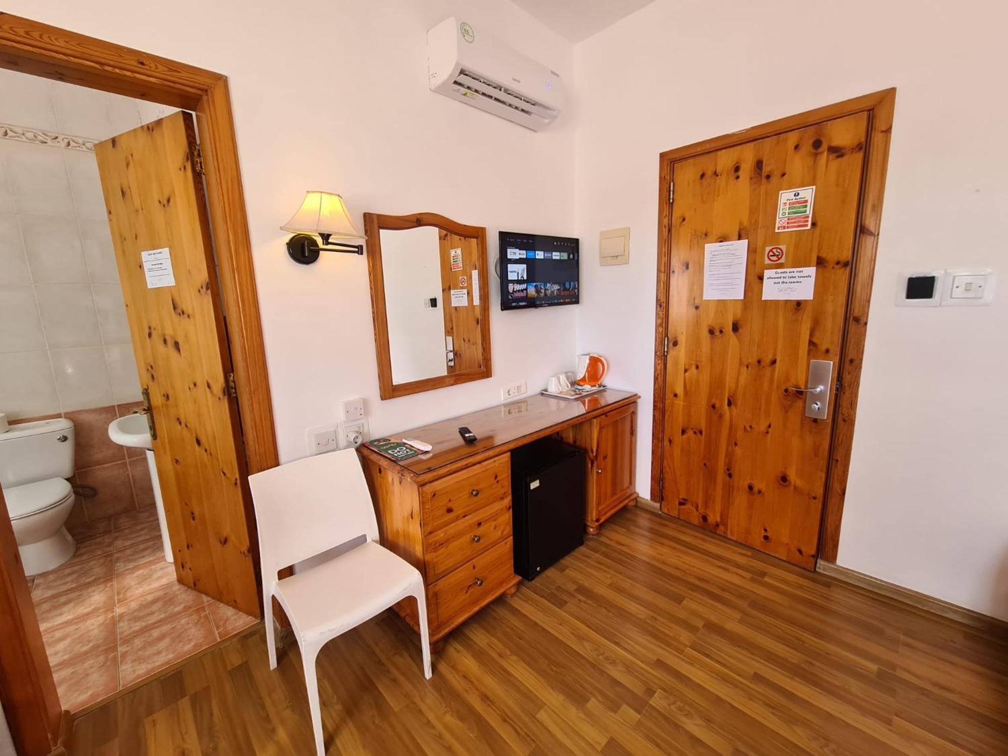 Hotel Sensi 2*